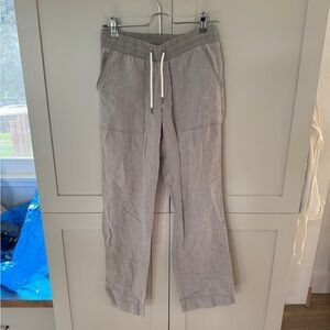 Athleta Women’s Gray Striped Pants